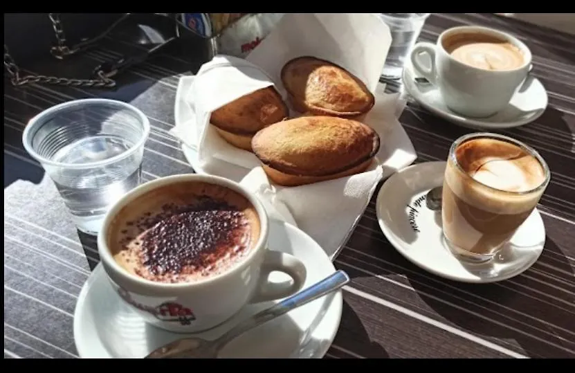 Dei Due Portoni Suite Storica Lecce Italy