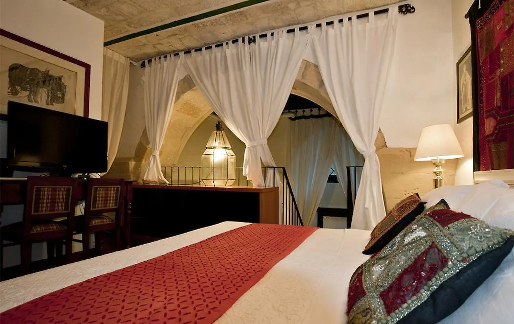Bed & Breakfast Dei Due Portoni Suite Storica Lecce